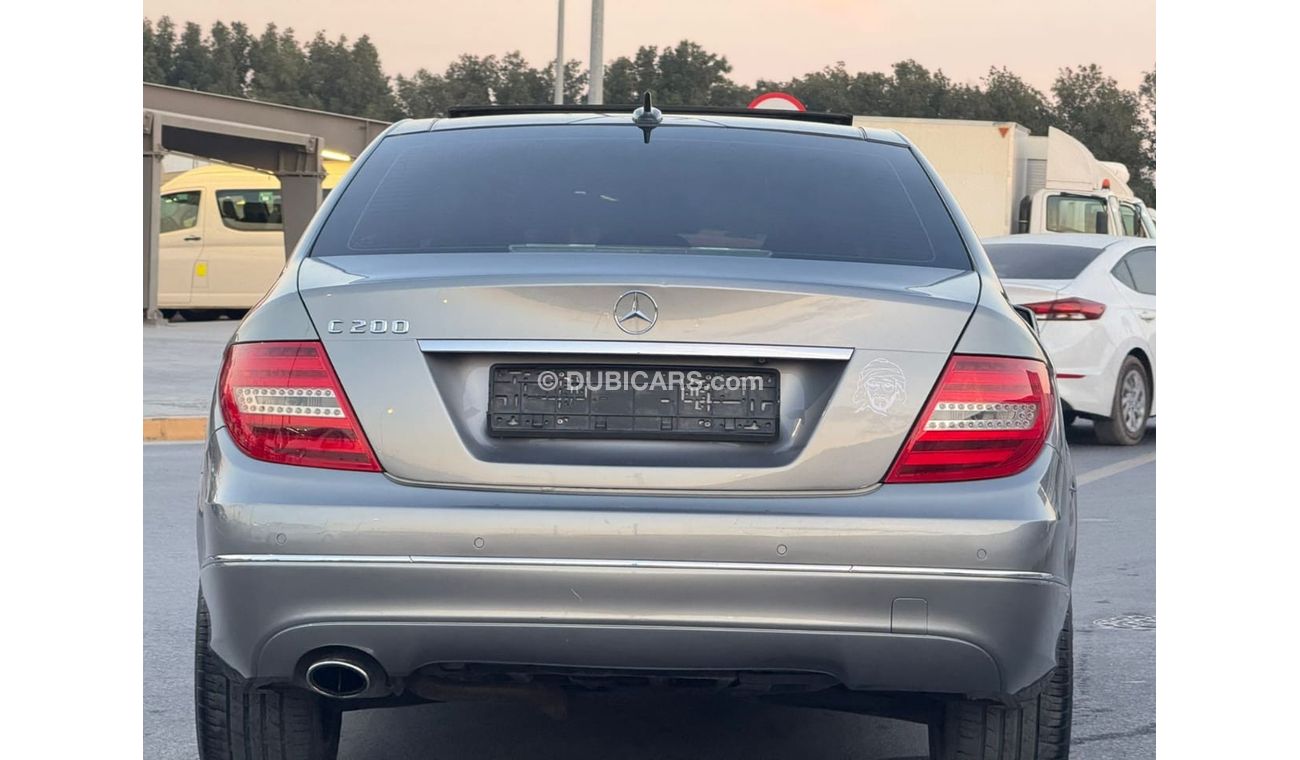 مرسيدس بنز C 200 In excellent condition and requires no expenses