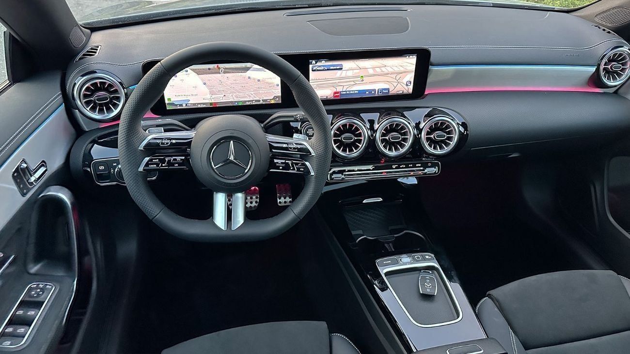مرسيدس بنز CLA 200 PREMIUM PLUS