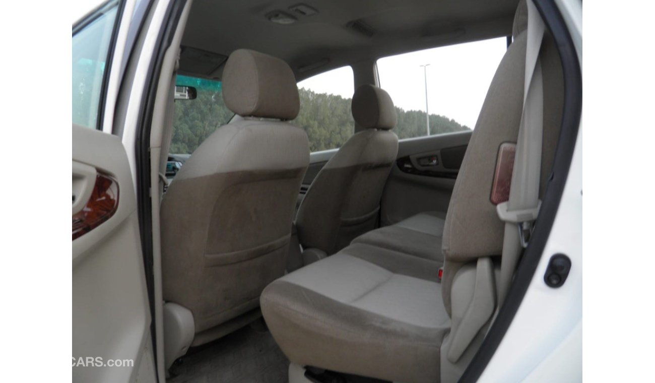 Toyota Innova 2015 ref #574