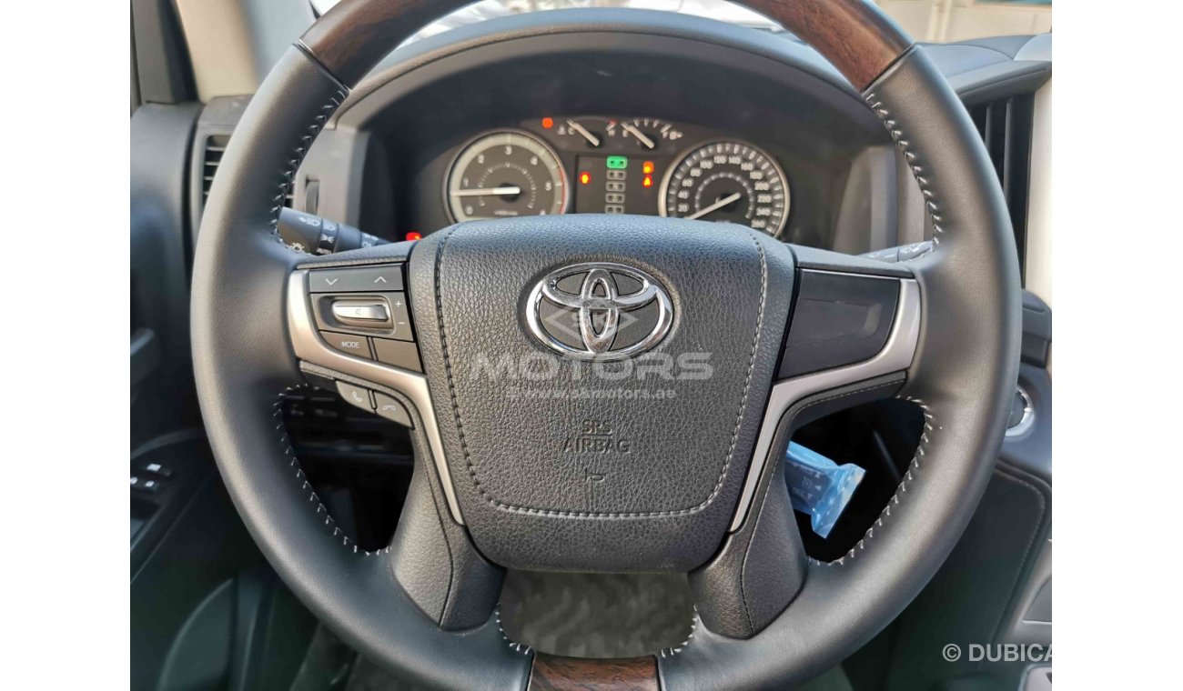 Toyota Land Cruiser 4.5L Diesel, 18" Alloy Rims, Push Start, LED HeadLights, Fog Lamps, CODE - VXRGT20