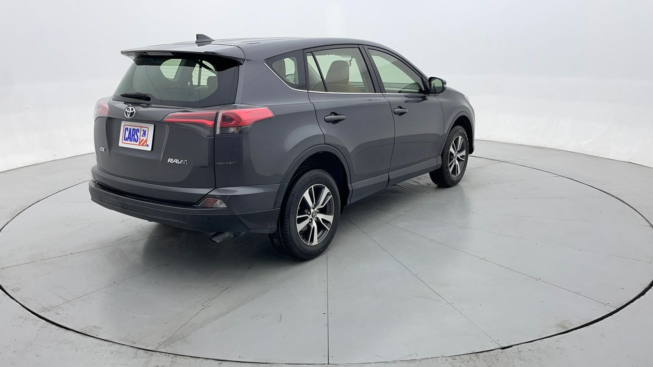 تويوتا راف ٤ EX 2.5 | بدون دفعة مقدمة | اختبار قيادة مجاني للمنزل