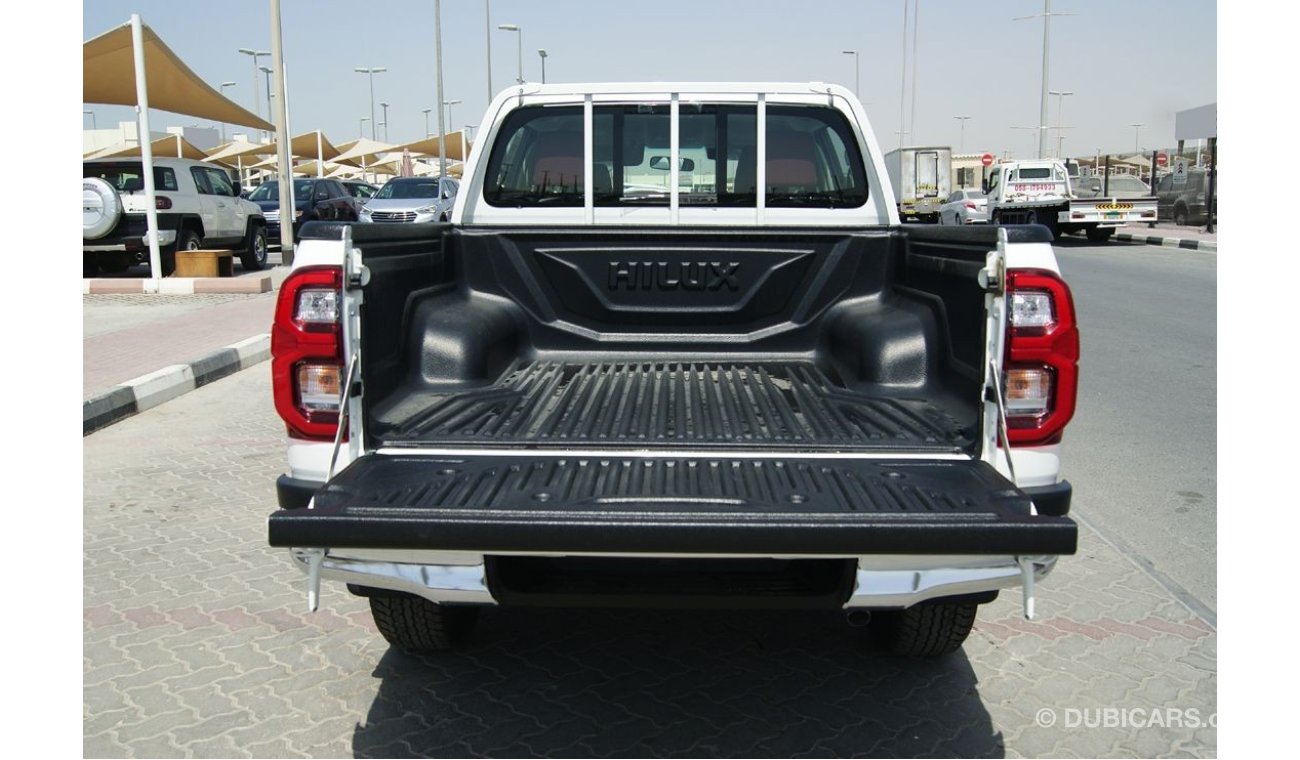 تويوتا هيلوكس 2.7L Petrol Double Cab 4WD GLX-S V Auto