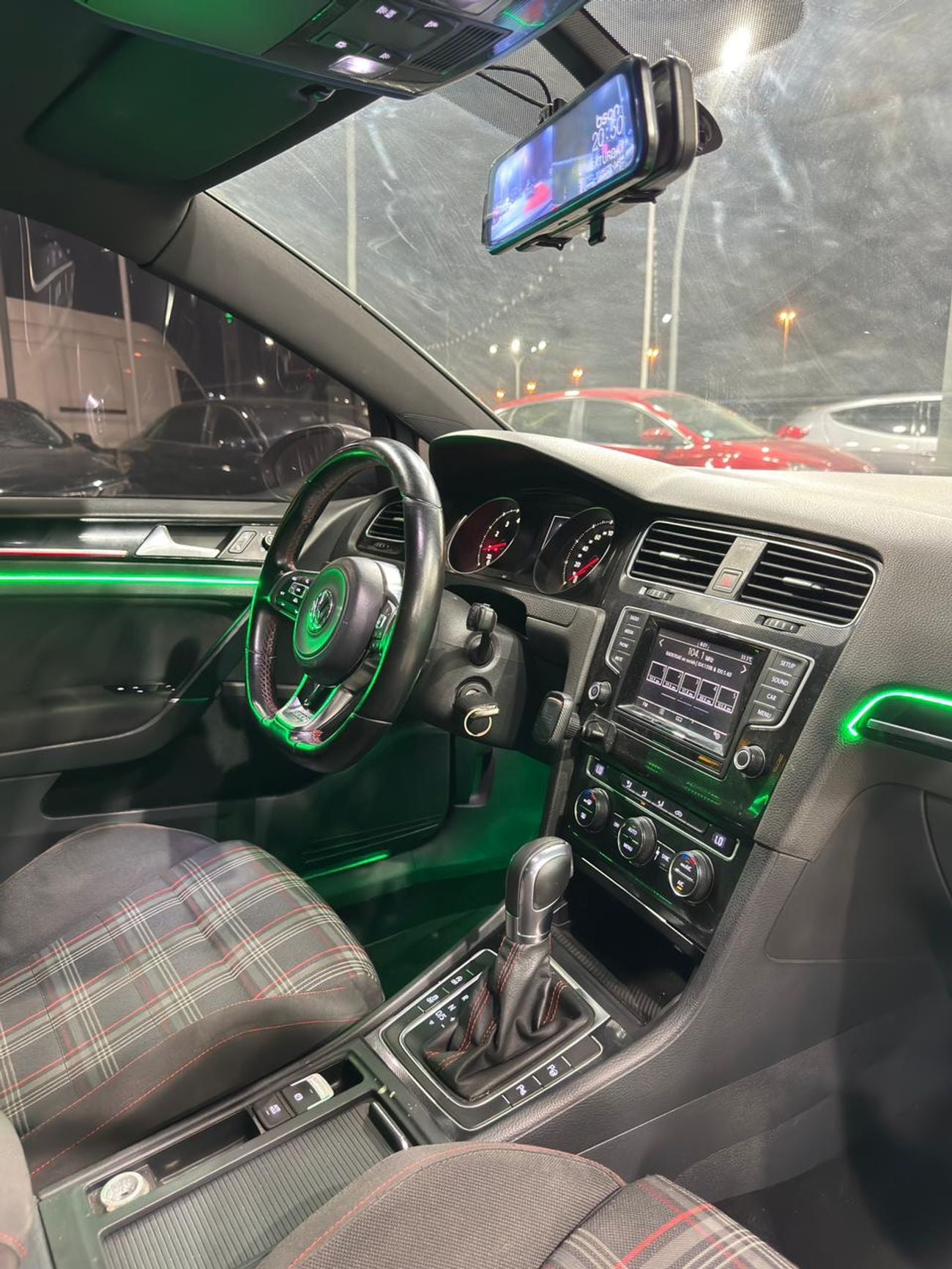 Volkswagen Golf GTI SE