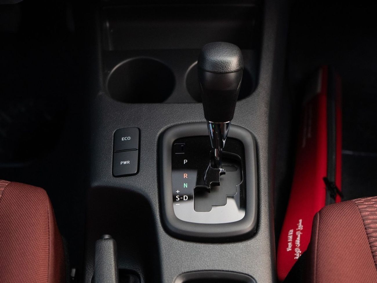 Toyota Hilux 2025 TOYOTA HILUX GL 2.7 - WHITE inside RED | Export Only