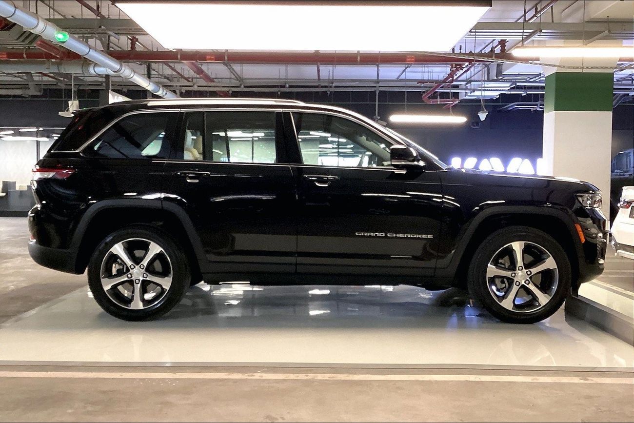 Jeep Grand Cherokee Limited Plus | Guaranteed Warranty | 0 Down Payment