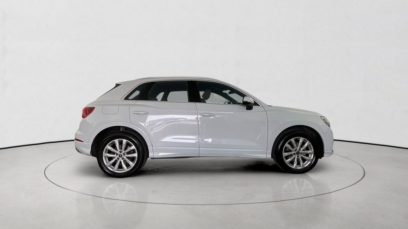 أودي Q3 35 TFSI Advanced | شامل الضمان | 0 ﺪﻔﻋﺓ ﺃﻮﻟﻯ