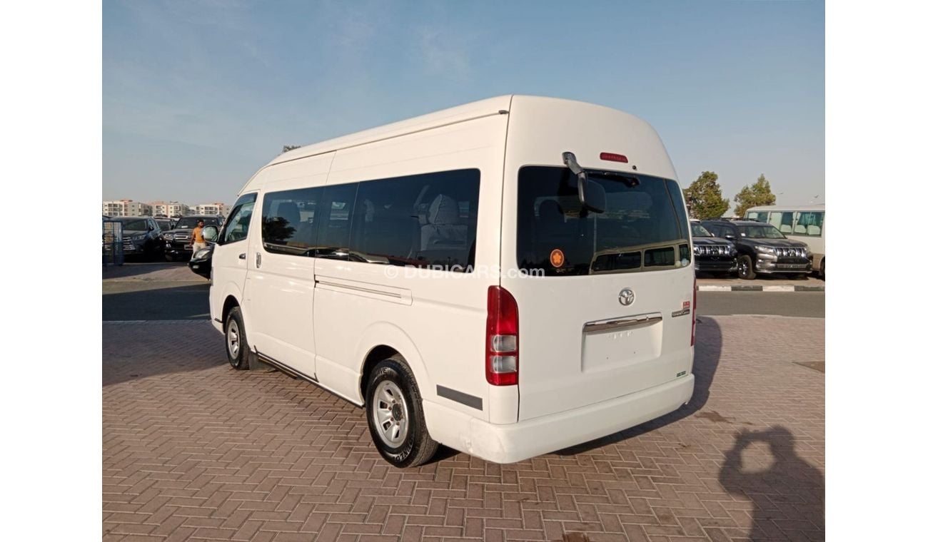 Toyota Hiace TOYOTA HIACE COMMUTER VAN RIGHT HAND DRIVE(PM05477)