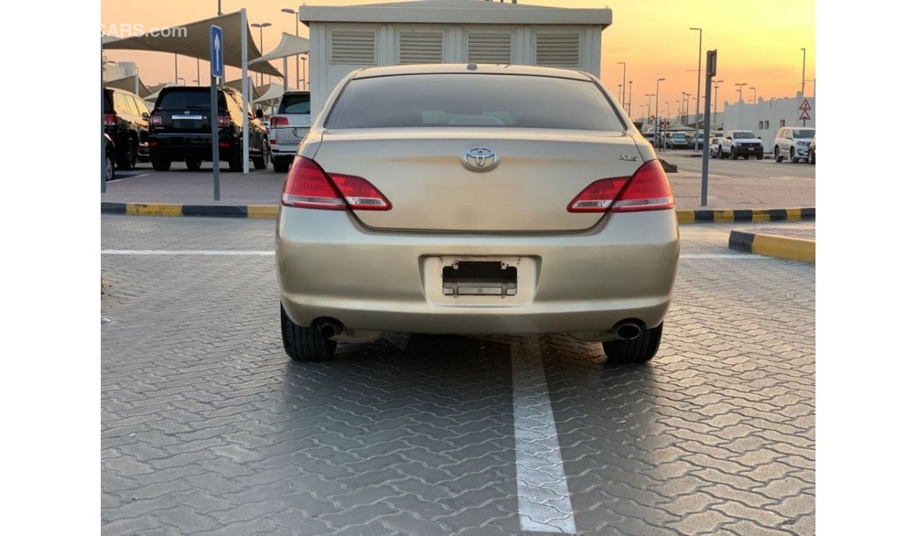 Toyota Avalon Toyota avalon 2010