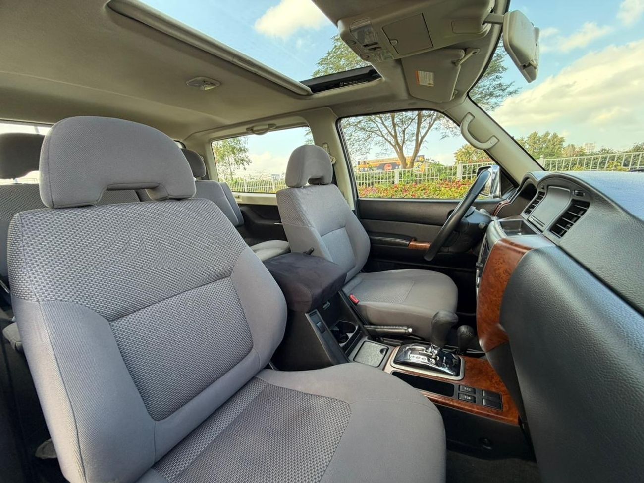 Nissan Patrol Safari Safari 4.8L A/T