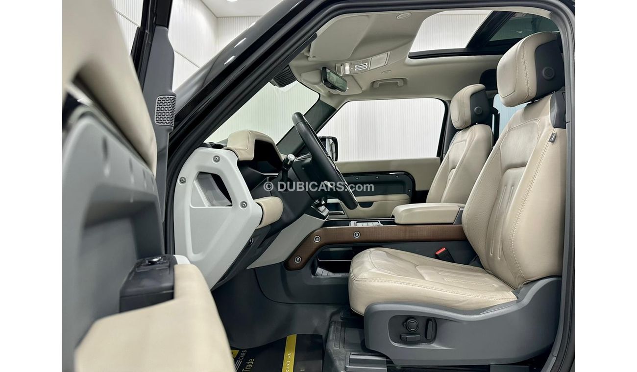 Land Rover Defender 2022 Land Rover Defender HSE 90, 09/2024 Warranty + Service Contract, GCC