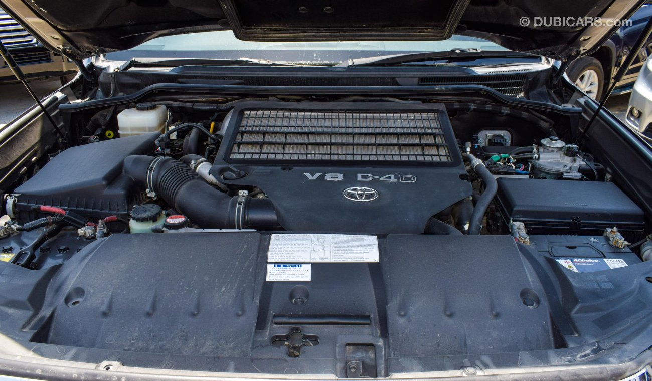 Toyota Land Cruiser With 2019 Model Facelift