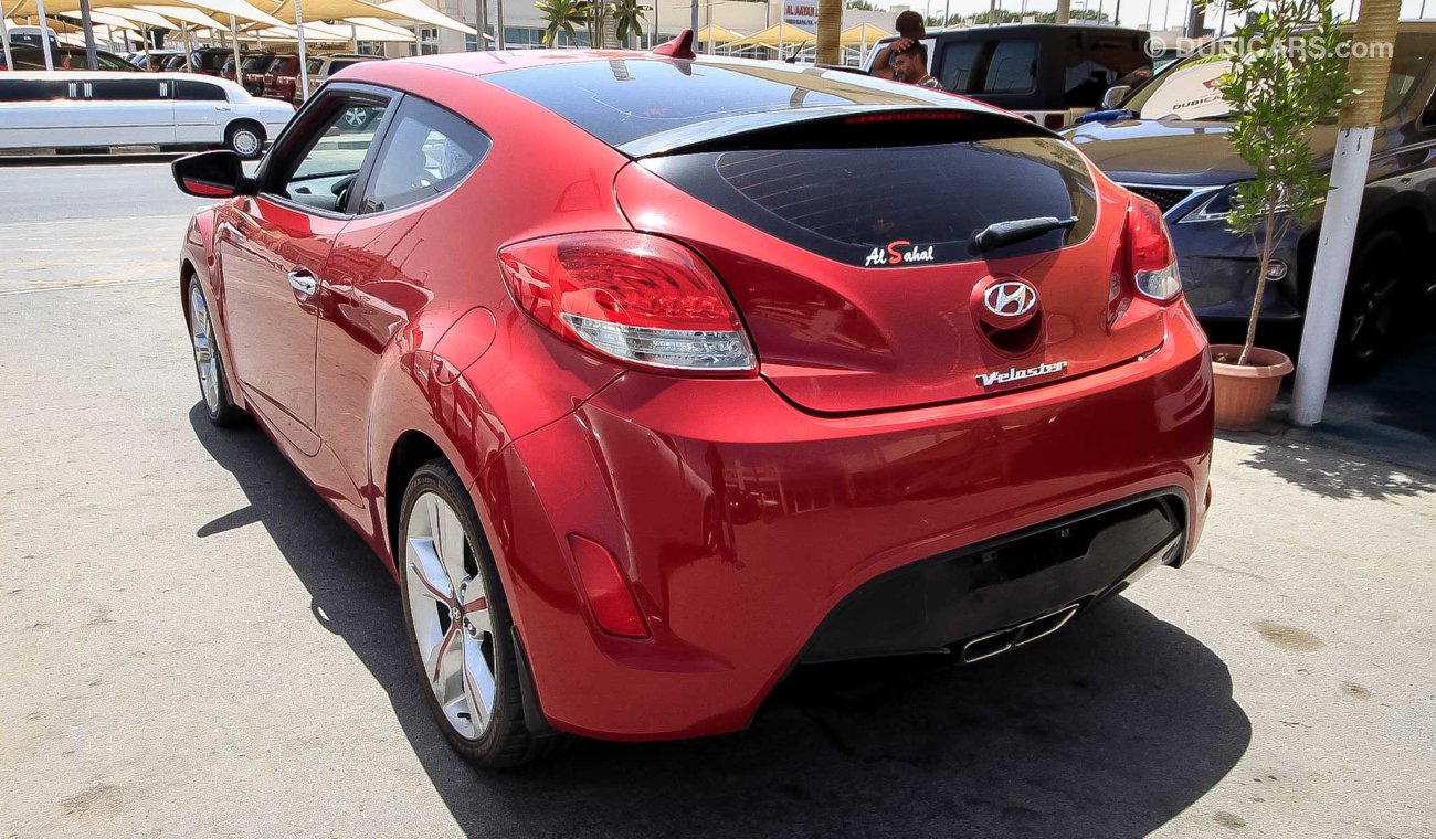 Hyundai Veloster