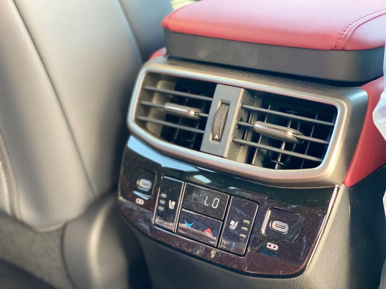 لكزس RX 350 F سبورت