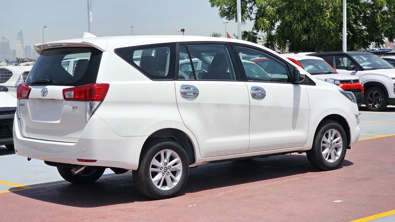 Toyota Innova Toyota Innova 2/7Ltr A/T MY2023