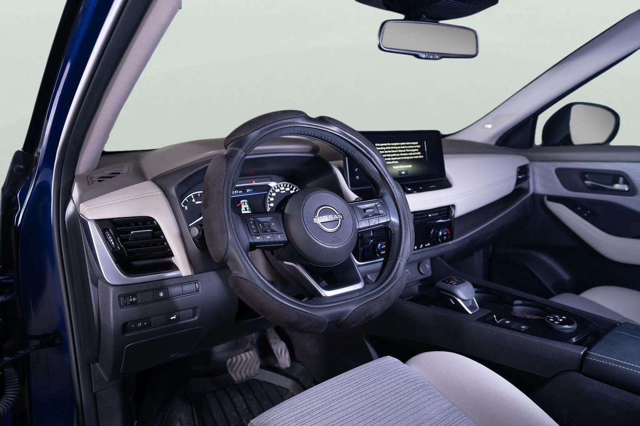 نيسان إكس تريل SV 2.5