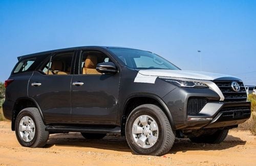 تويوتا فورتونر Toyota Fortuner2025 5-Doors SUV 7-Seater Gray 2.4L Automatic 4x4