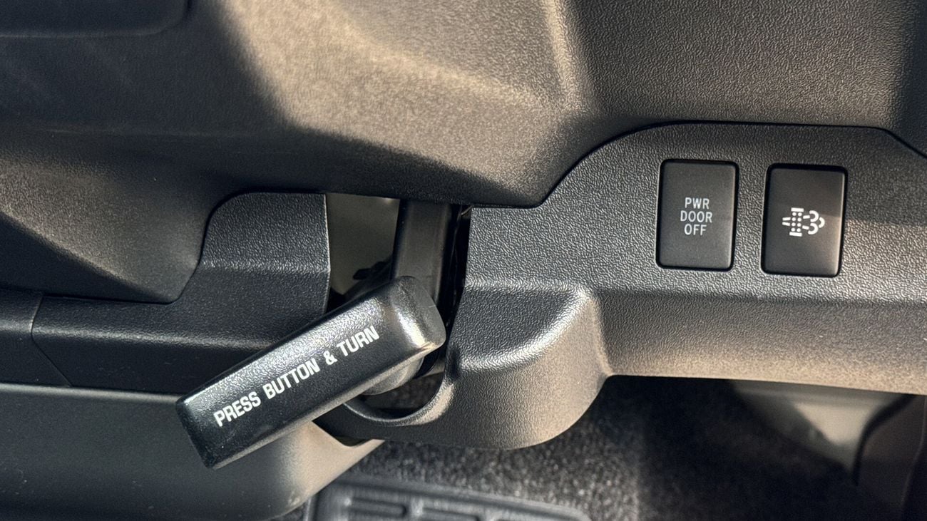 Toyota Hiace RHD 2024 2.8L Diesel AT Brand New 0Km