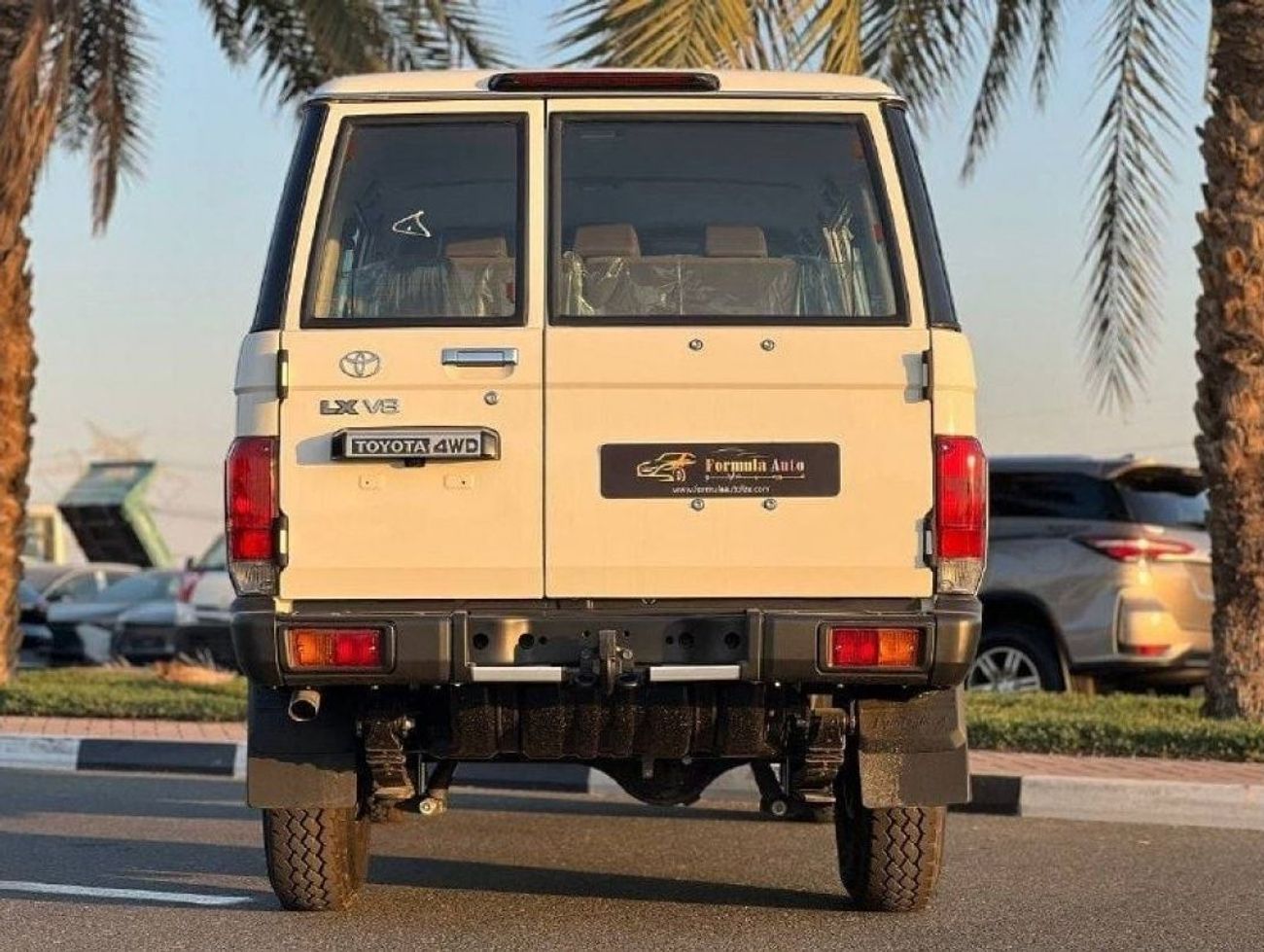 تويوتا لاند كروزر 70 LC76 4.5L V8 DSL M/T // 2024 // STANDER OPTION WITH BACK CAMERA , SNOOKER // SPECIAL OFFER // BY FOR