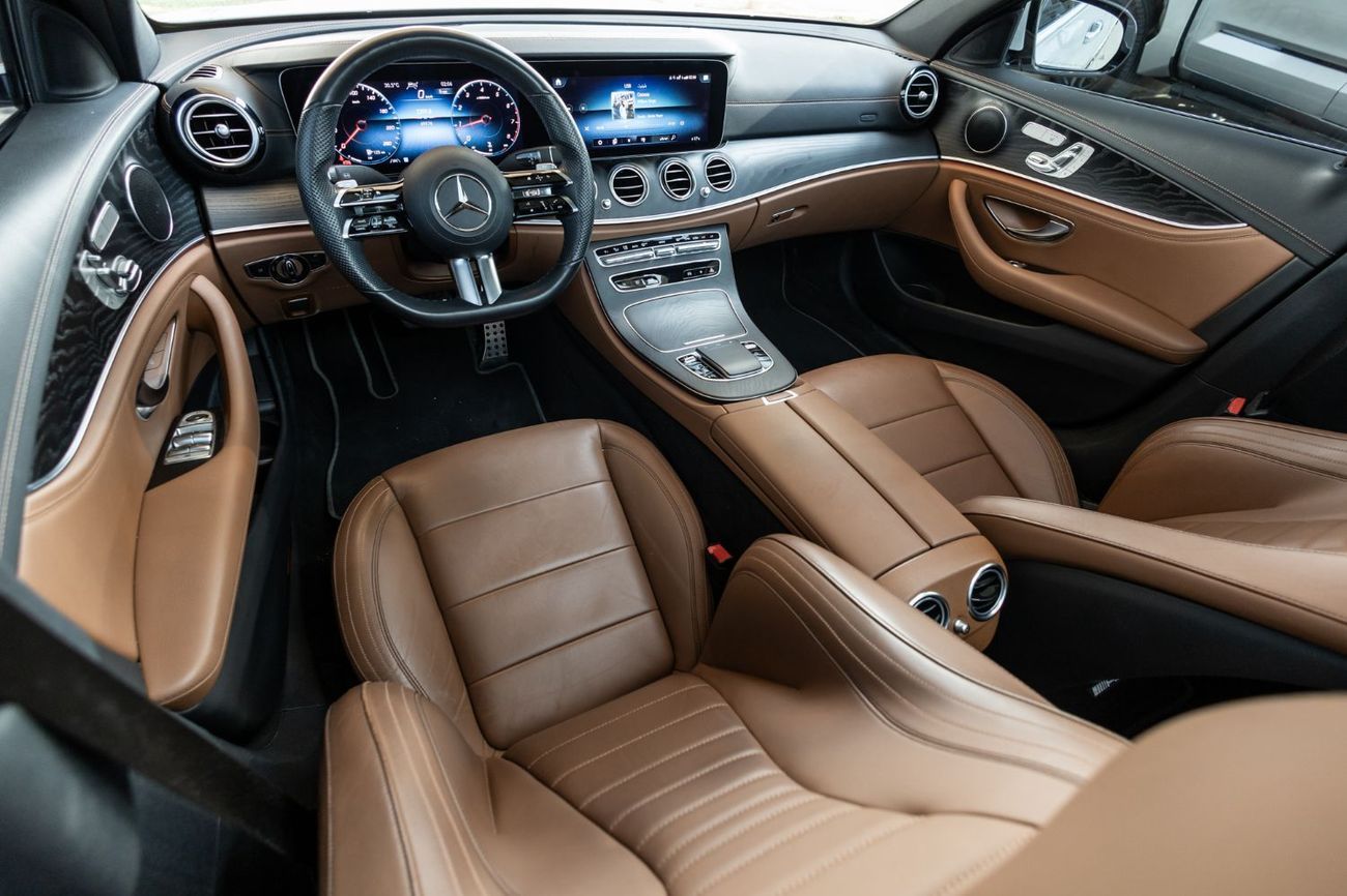 مرسيدس بنز E300 Premium 2.0L