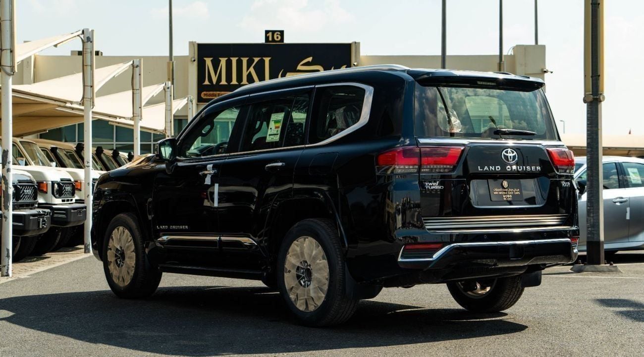 Toyota Land Cruiser VXR 3.5 TT || 2026