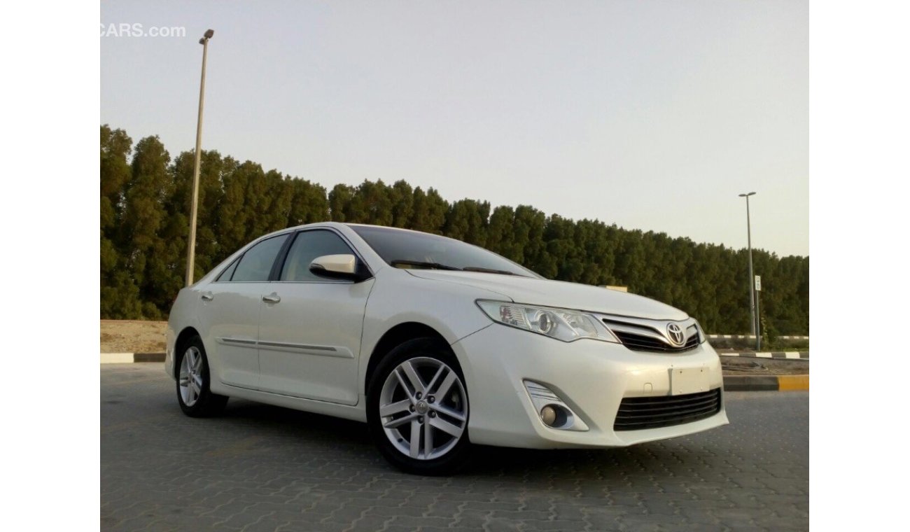 Toyota Camry 2015 SE+ REF#696