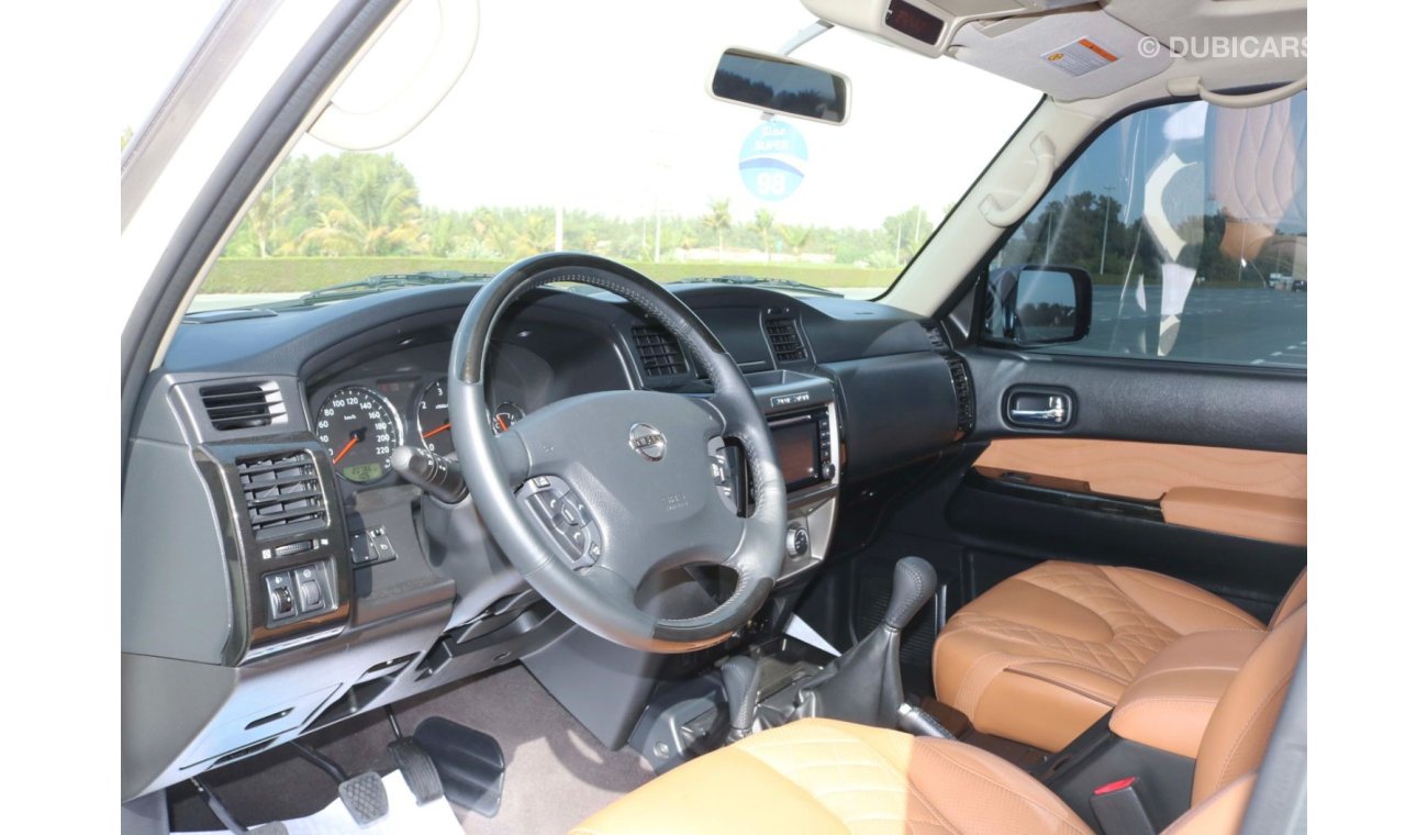 نيسان باترول سوبر سفاري 2019 | PATROL SUPER SAFARI M/T - 4800 VTC - SUV 4X4 WITH GCC SPECS AND EXCELLENT CONDITION