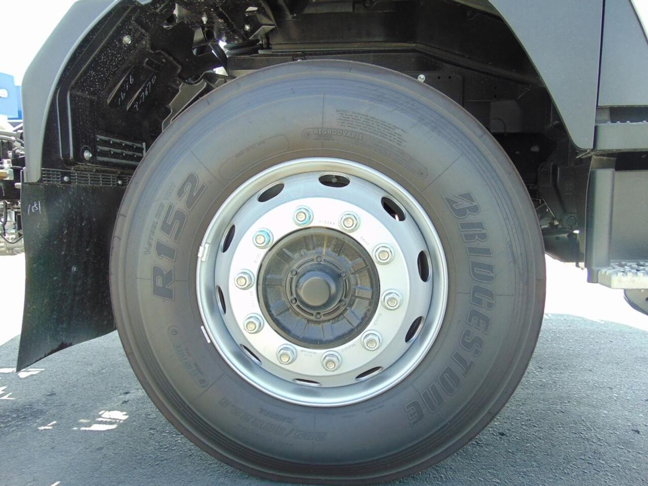 إيسوزو FVR 34Q24G