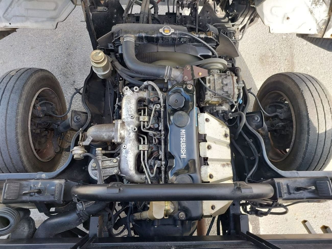 Mitsubishi Fuso Canter MITSUBISHI CANTER TRUCK RHD 1992 MODEL 4.2 L DIESEL MANUAL(PM81640)