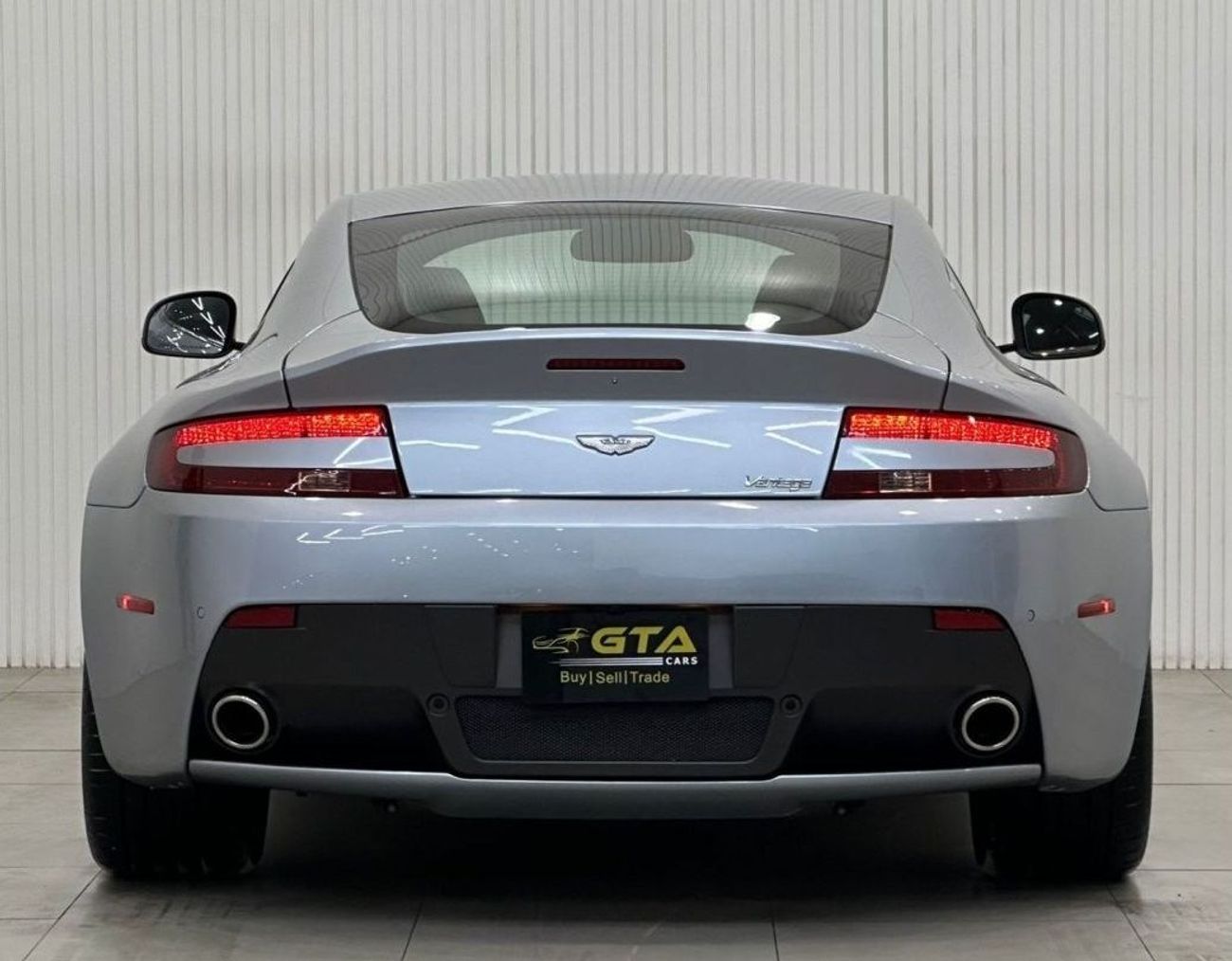أستون مارتن فانتيج 2013 Aston Martin Vantage, Full Aston Martin Service History, Excellent Condition, GCC