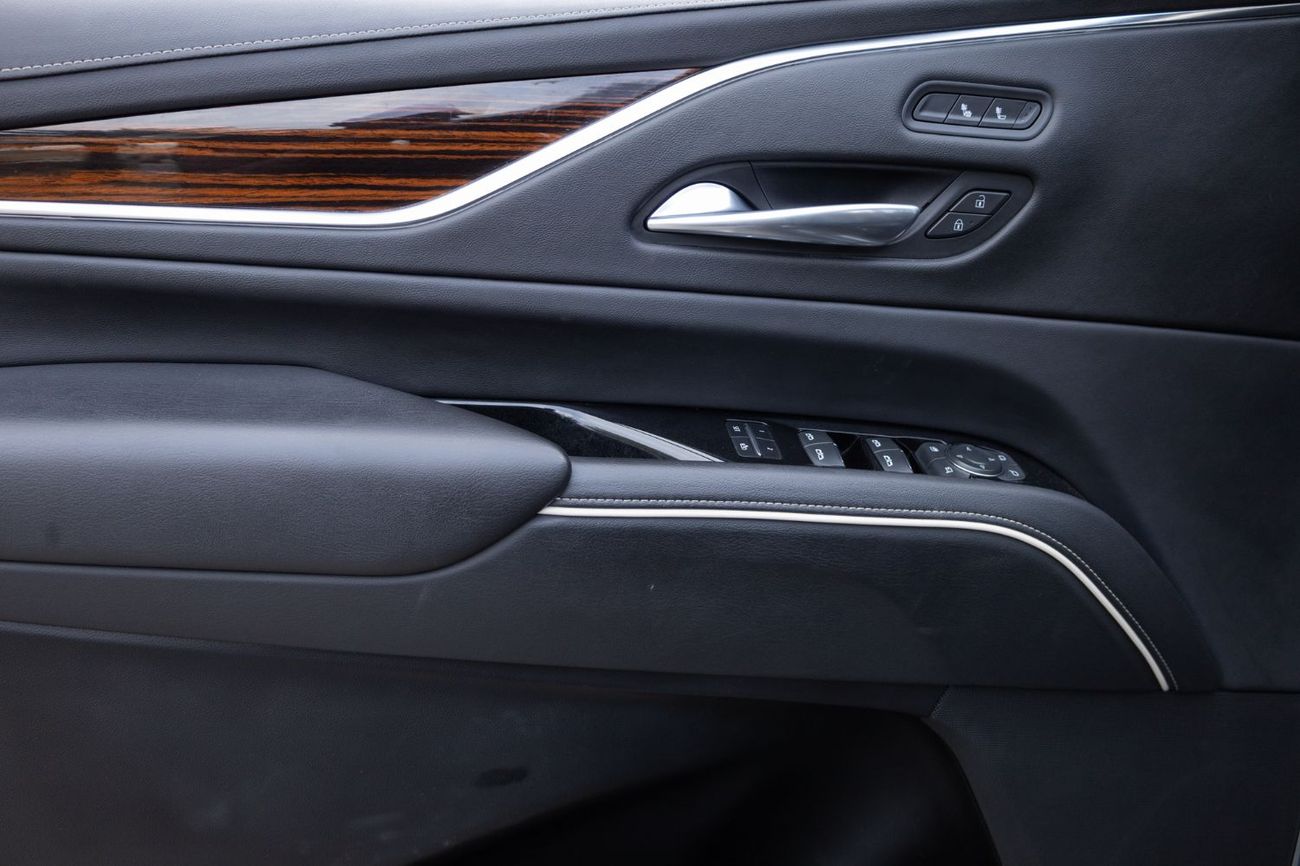 كاديلاك إسكالاد Premium Luxury 6.2L 4WD