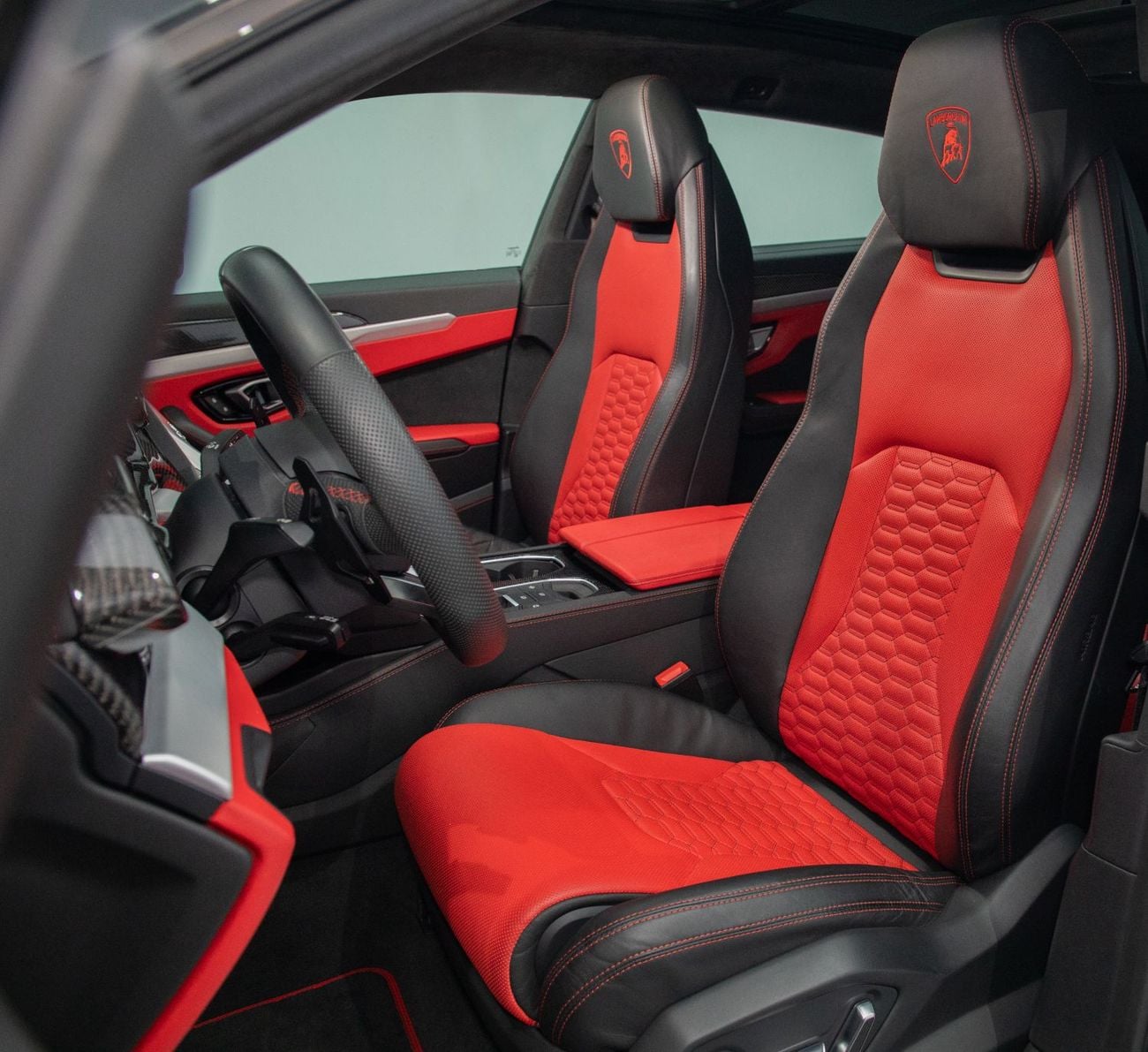 Lamborghini Urus STD