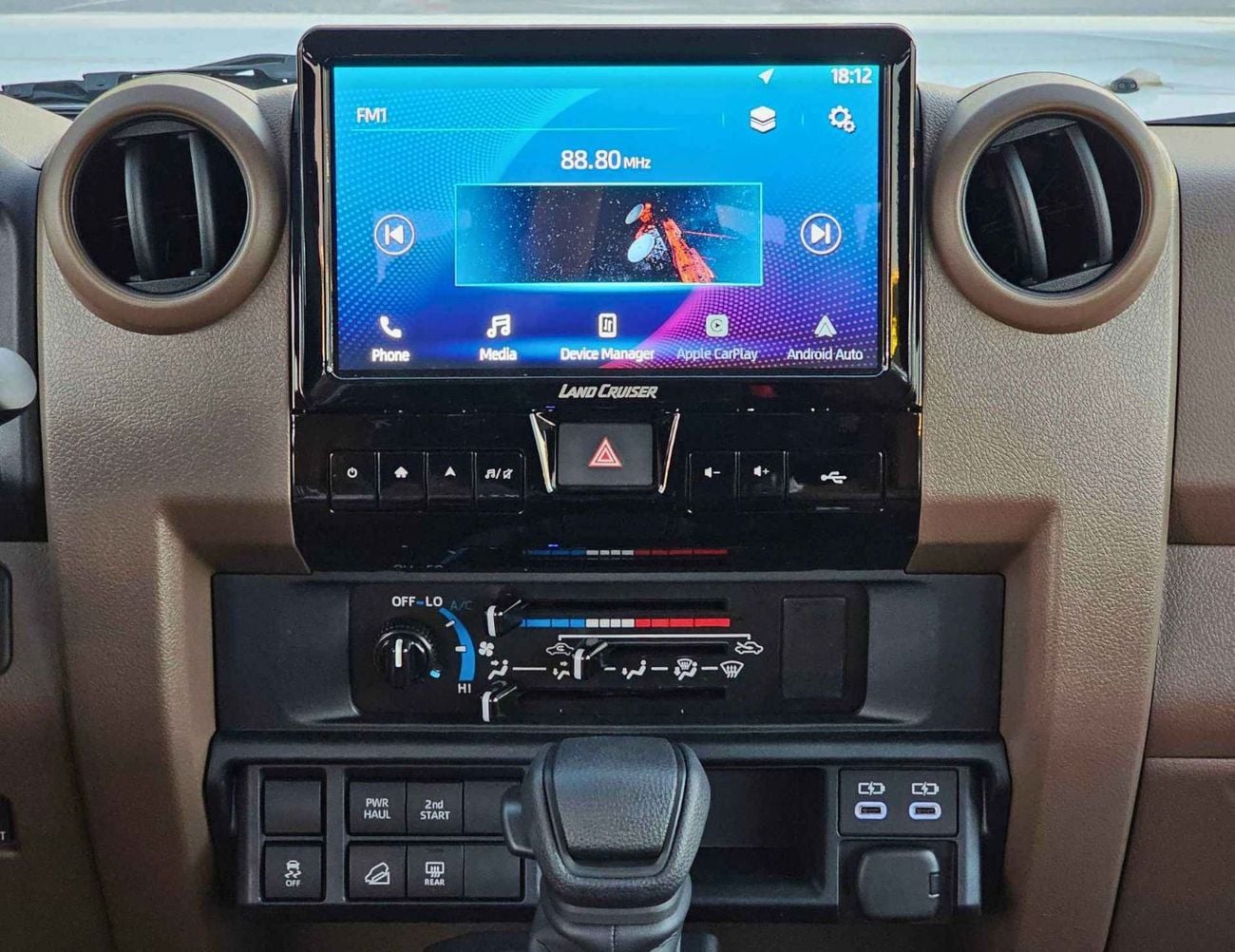 تويوتا لاند كروزر 70 LX LC76 | 4.0L V6 PETROL | A/T | LEATHER SEATS | DVD+CAMERA | DIFF LOCKS | 5 DOORS (CODE#H76PAF)