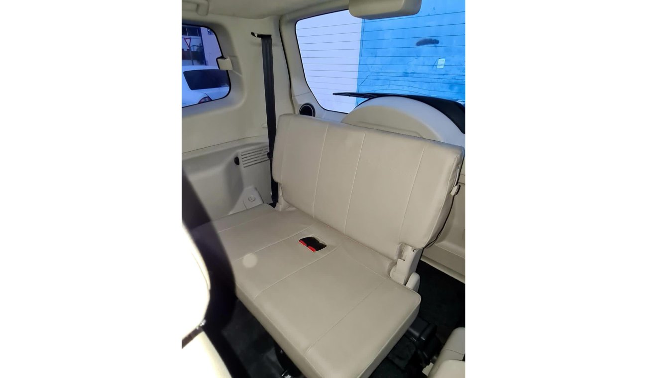 Mitsubishi Pajero Full option leather seats clean car