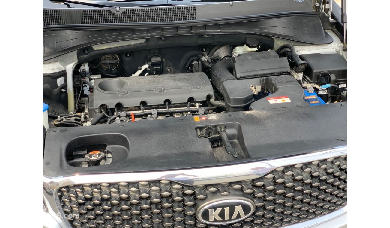 Kia Sorento V4 7 SEATS Ref# 617