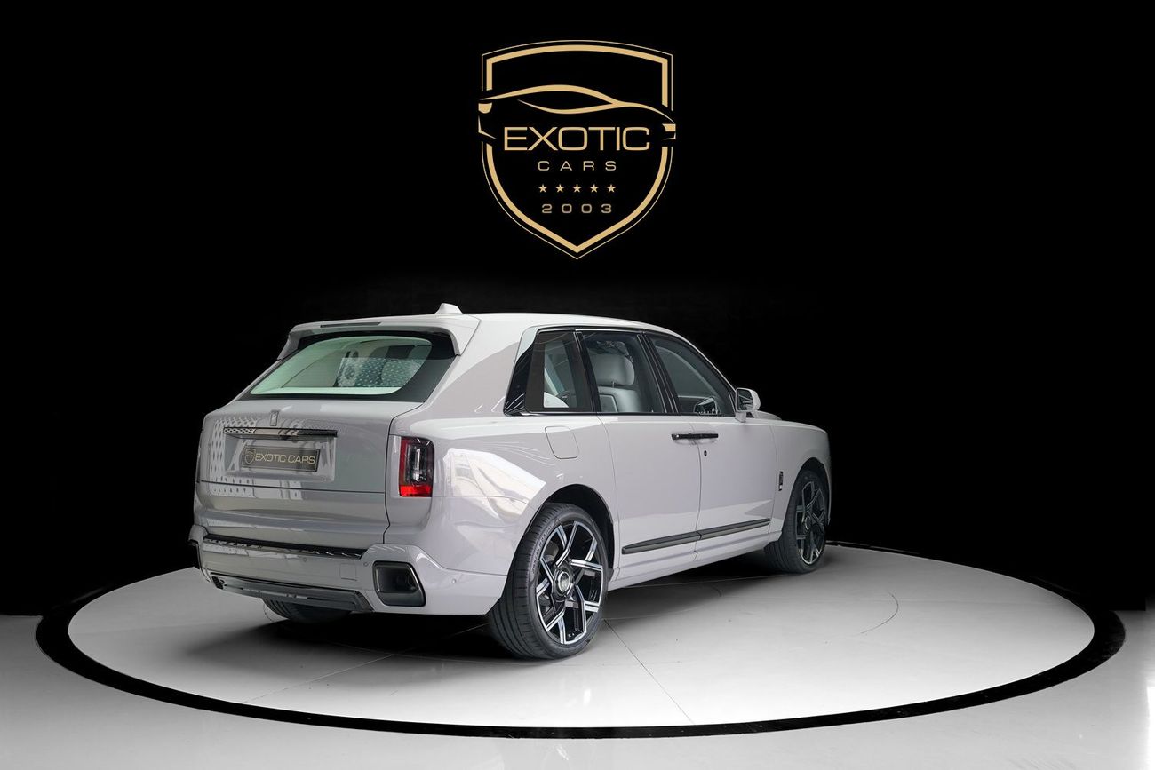 رولز رويس كولينان CULLINAN BLACK BADGE DUALTIY SEATS