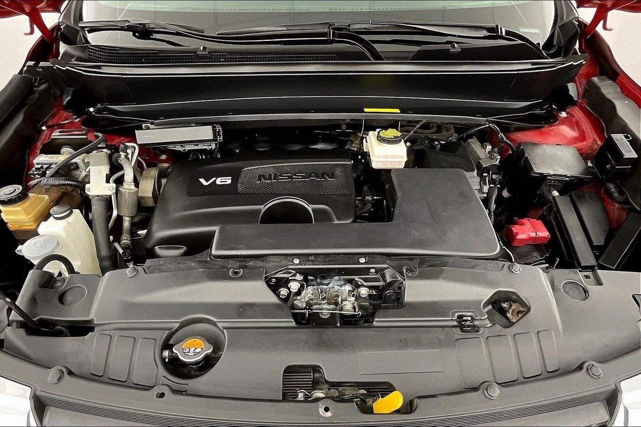 Nissan Pathfinder SV