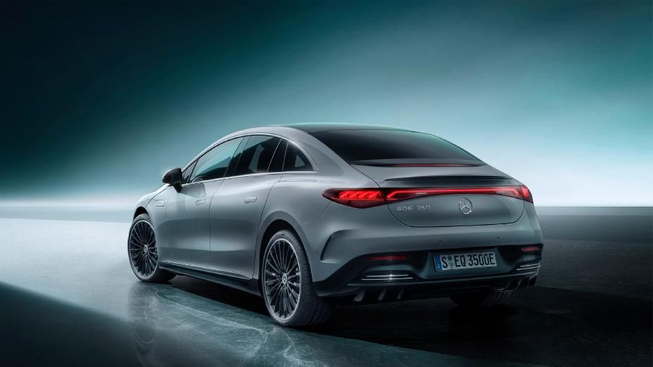 Mercedes-Benz EQE 350 exterior - Rear Right Angled