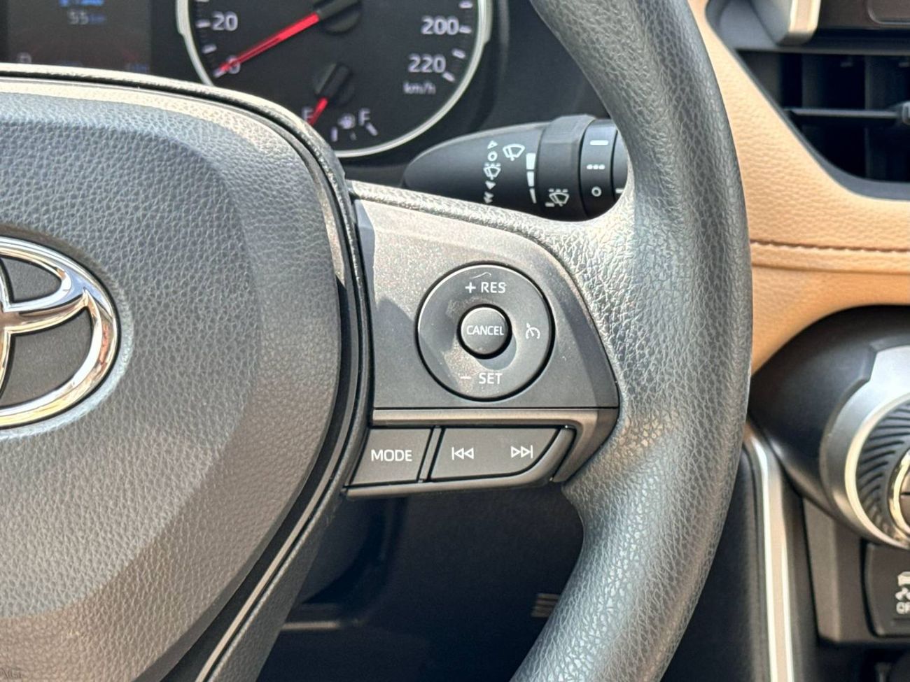 تويوتا راف ٤ 2025 TOYOTA RAV4 XLE-G 2.5L GCC BRAND NEW 0KM