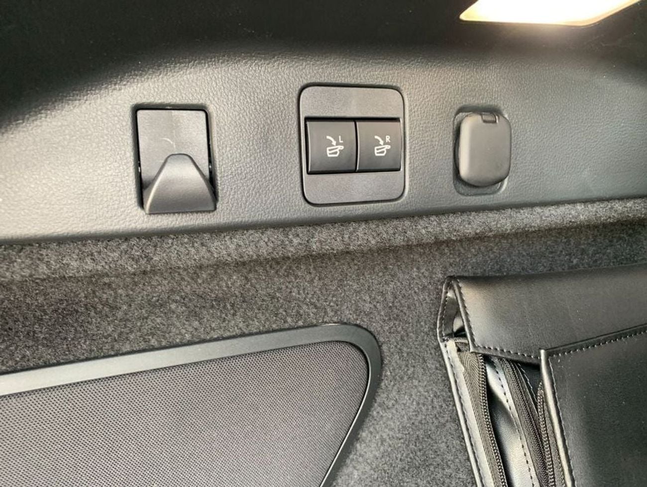 لكزس RX 350 LUXURY 2.4L TURBO AWD 5-SEATER AUTOMATIC