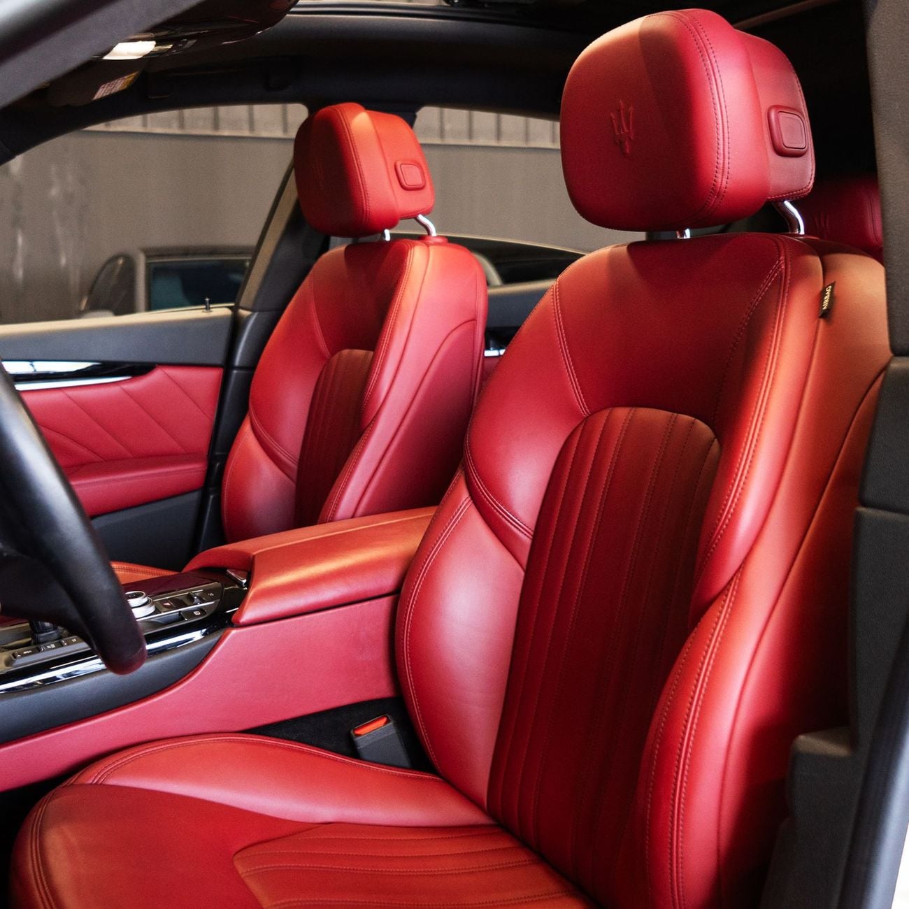 مازيراتي ليفونت S 3.0L (424 HP) AED 2,586 pm  • 0% Downpayment • Maserati Levante  • 1 Year Warranty