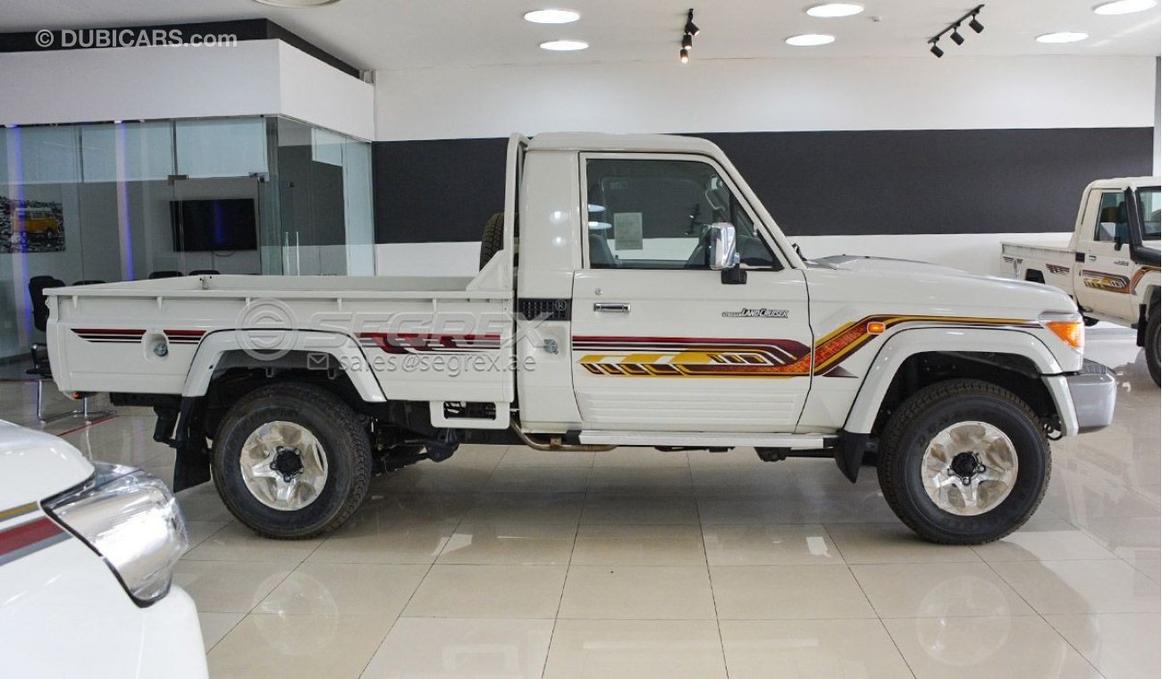 Toyota Land Cruiser Pick Up 2021 Toyota Land Cruiser Pick Up LC79 SC, 4.0L Petrol 4WD MT- Full Winch, AW, over fender, RR difloc