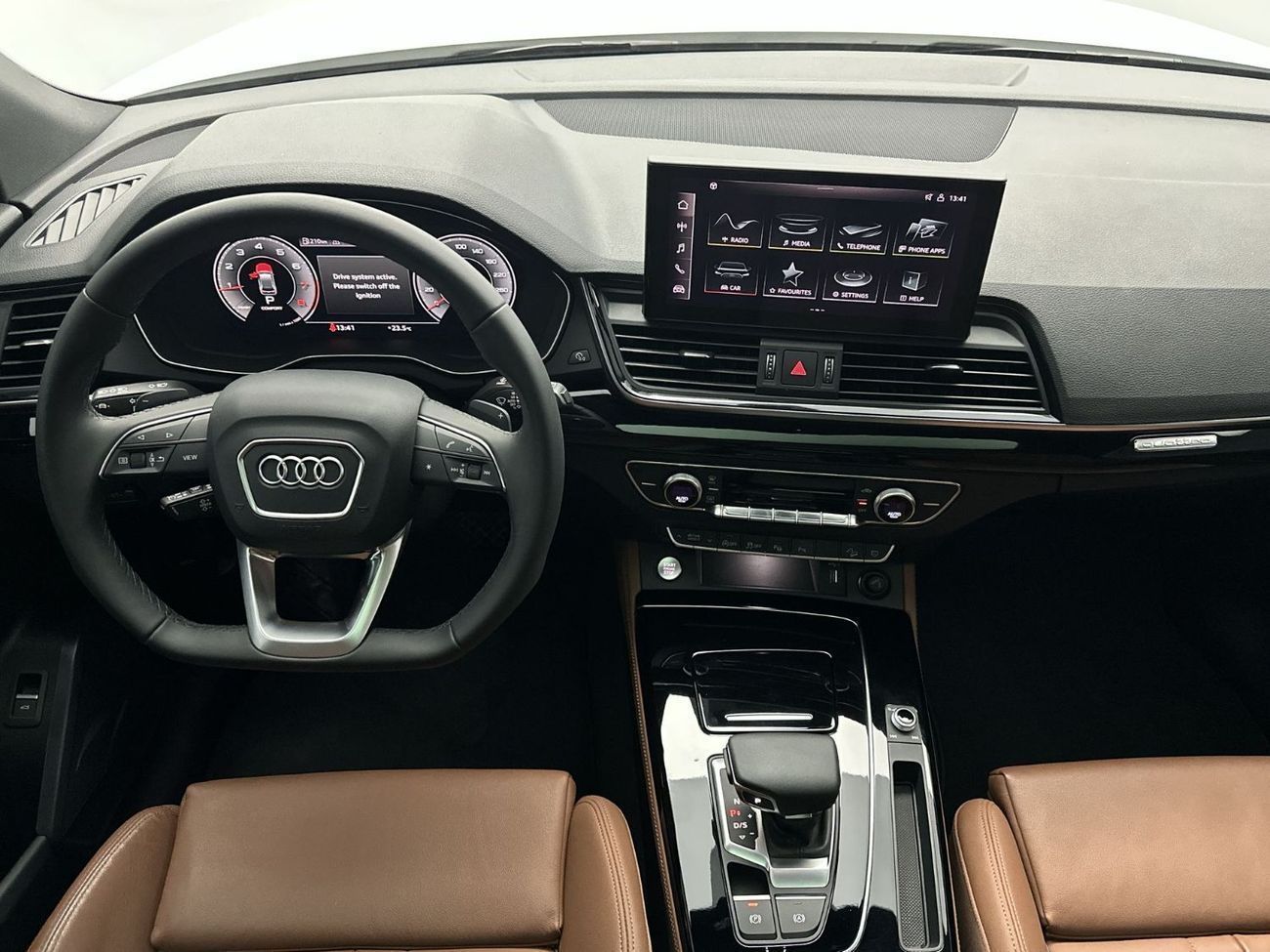 أودي Q5 45 TFSI S-LINE quattro 249hp (Ref# 70795)