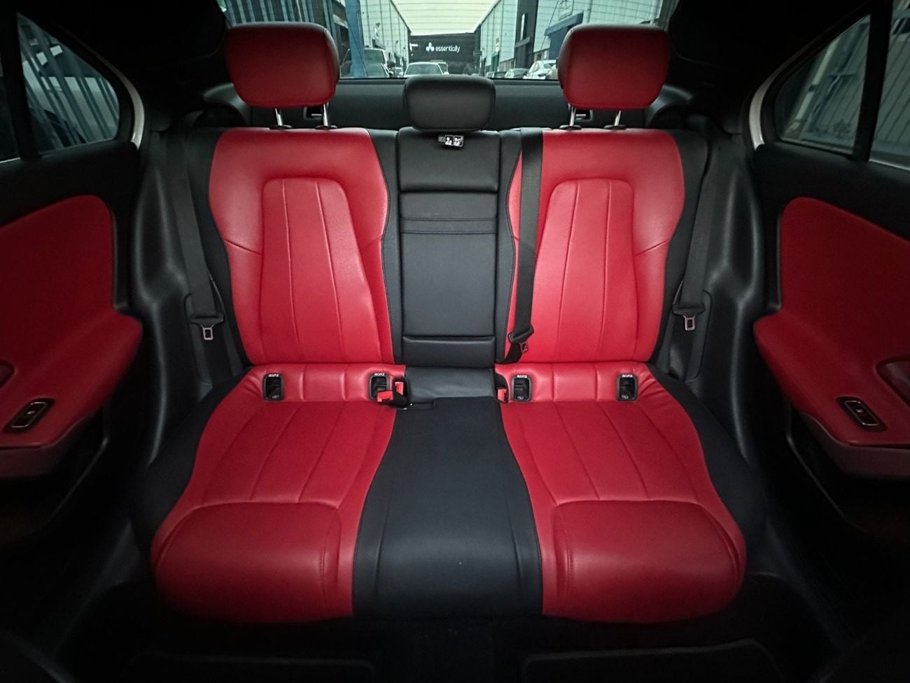 مرسيدس بنز A 220 MERCEDES-BENZ A220 | 2019 | FULL OPTIONS | Upgrade it to 45 AMG