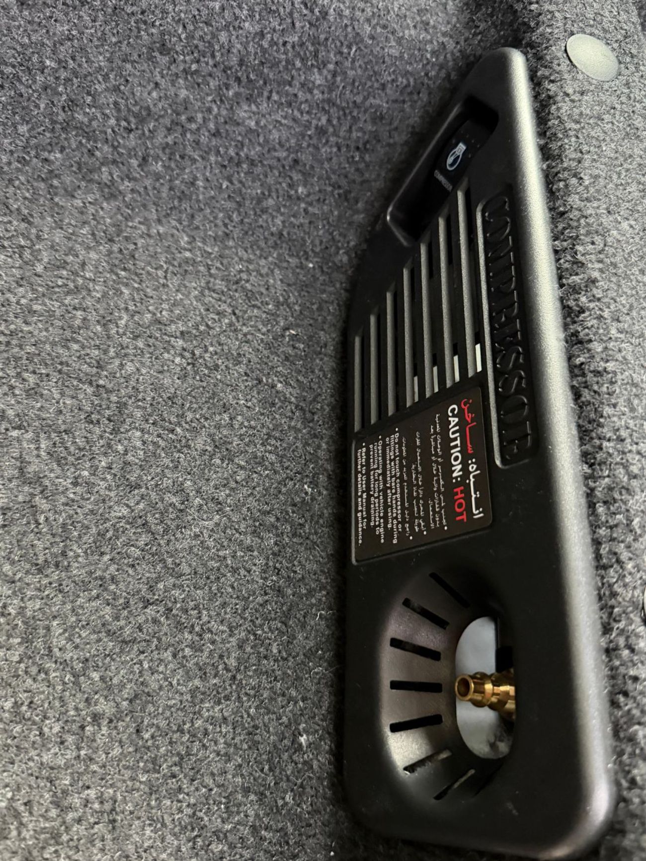 تويوتا هيلوكس DC 4.0L PETROL ADVENTURE AUTOMATIC TRANSMISSION ( FOR RE EXPORT ONLY )