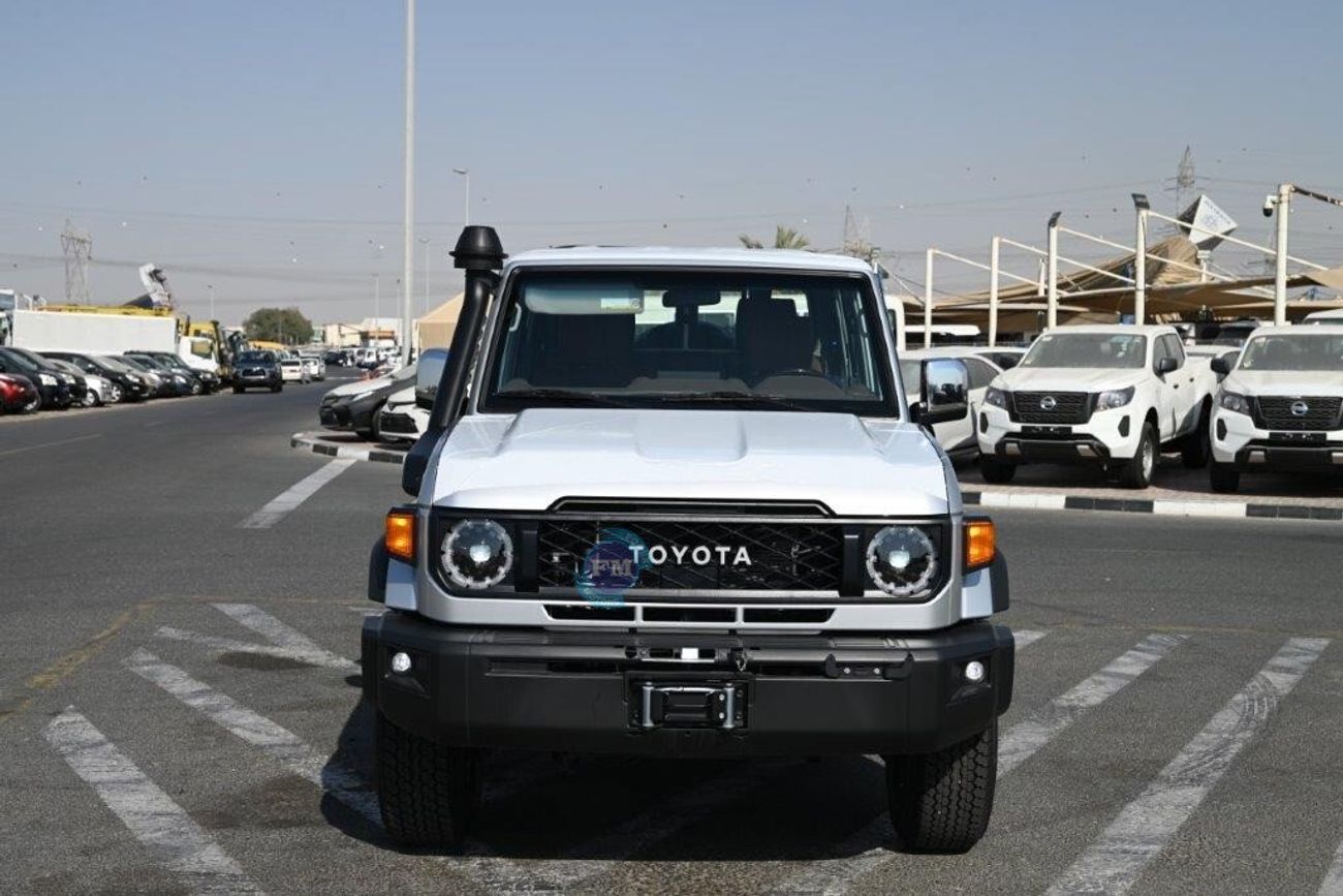 Toyota Land Cruiser Pick Up 79 Double Cab 2.8L Diesel (full Option)