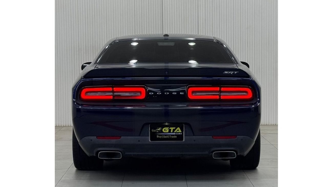 دودج تشالينجر 2016 Dodge Challenger SRT 392 Hemi, Full Dodge Service History, Excellent Condition, GCC