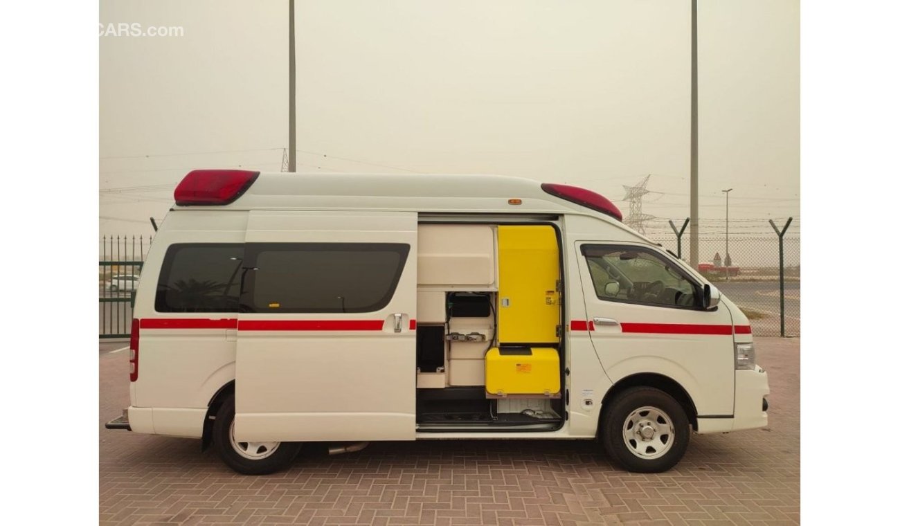 تويوتا هاياس TRH226-0010606 -AMBULACE || WHITE PETROL || kms 167914 || RHD || AUTO|| only Export.