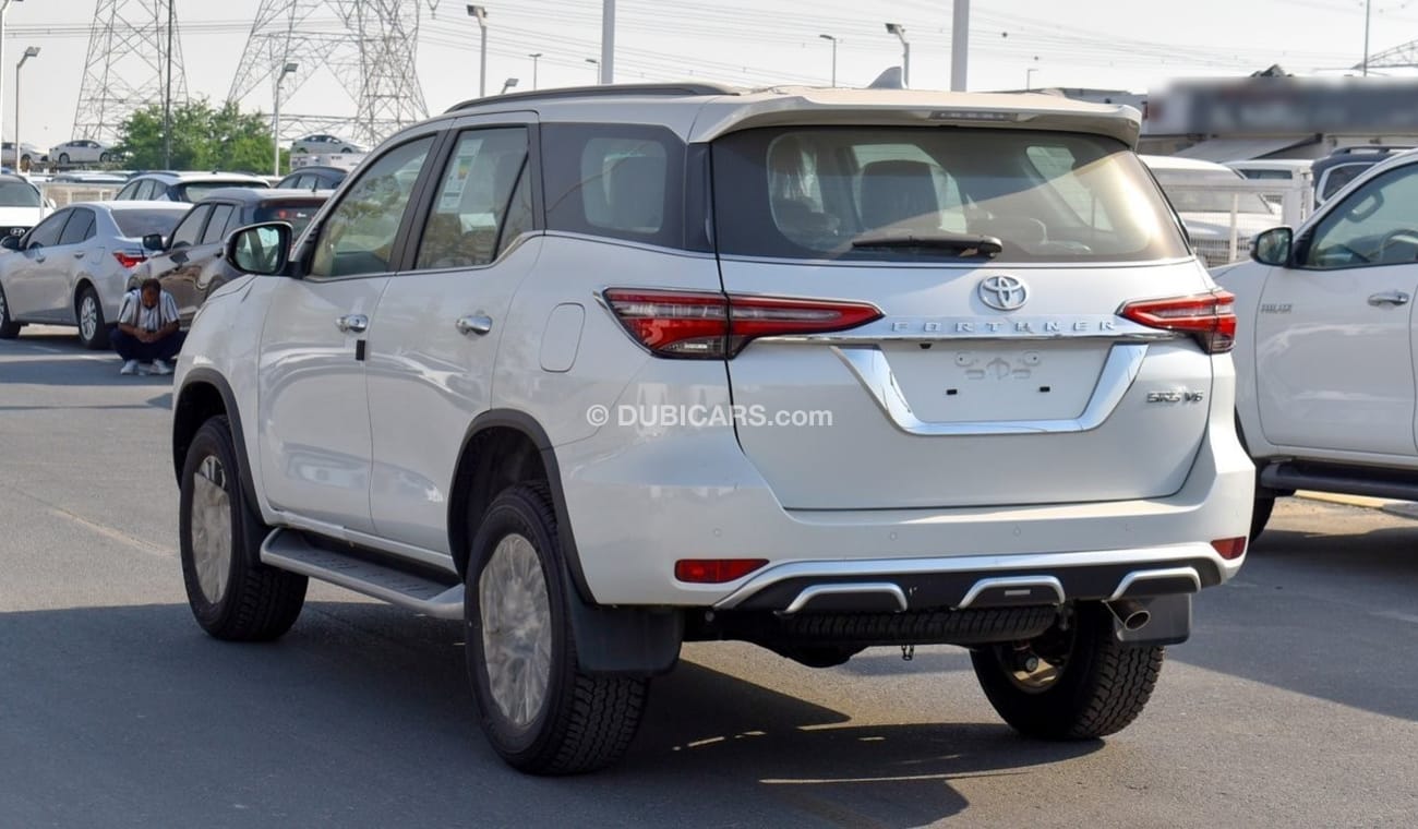 تويوتا فورتونر 4.0 SR5 V6