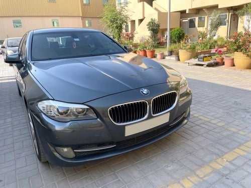 BMW 528i