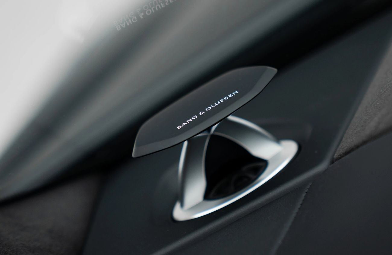 لامبورغيني اوروس 4.0L V8 Twin-Turbocharged Engine